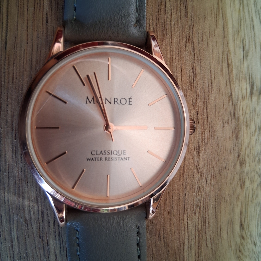 Classique Rose Gold Women's Watch